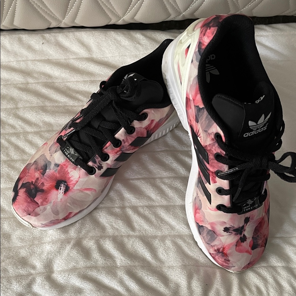 Adidas Torsion ZX Flux "Pink Floral" size  5 1/2
